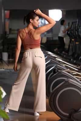 Calzoncillos de yoga de cintura alta con bolsillos, resistentes a las sentadillas, resistentes a la humedad y control de la barriga para ejercicios intensos