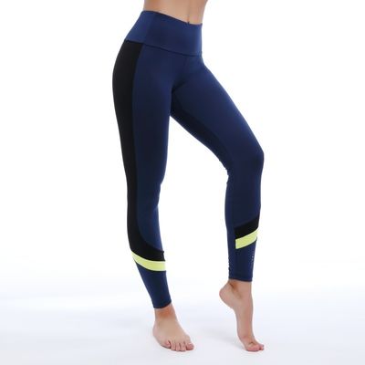 Leggings de atletismo diseño de costillas elegantes para excursiones de fin de semana en el gimnasio